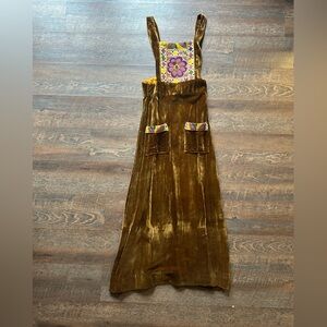Rare Find! Vintagege 80s velvet gold dress with embroidery XS
